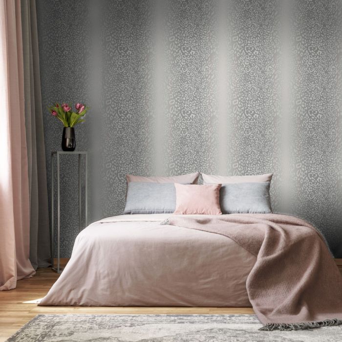 Leopard Skin Wallpaper Silver / Grey Muriva 168501
