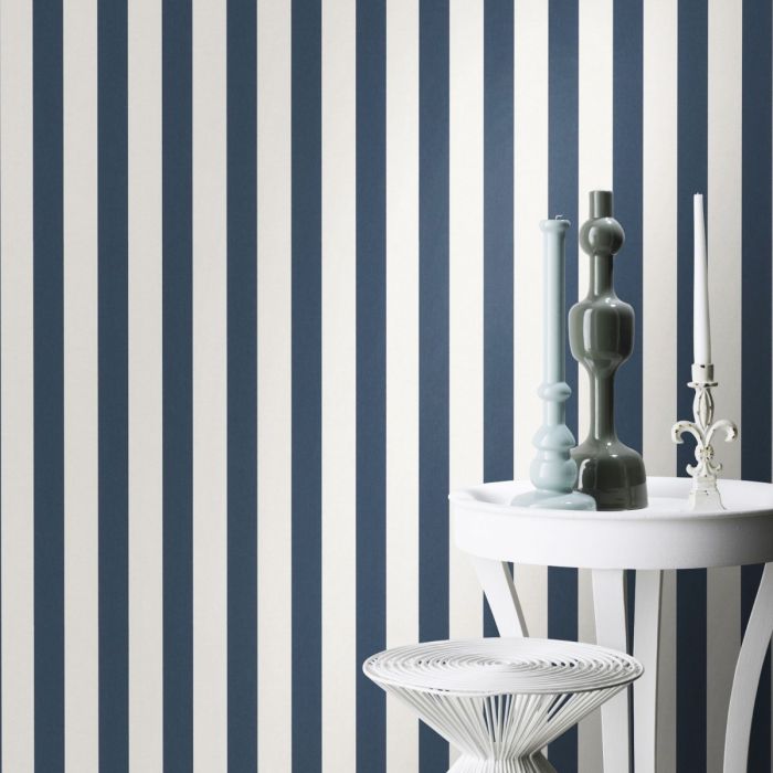 Bambino XVIII Narrow Stripe Wallpaper Navy / White Rasch 246049